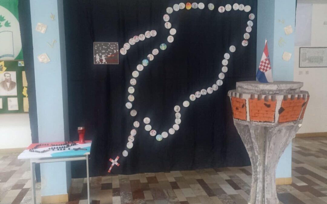 Prošloga je tjedna u našoj školi obilježen Dan sjećanja na žrtve Domovinskog rata  i Dan sjećanja na žrtvu Vukovara i Škabrnje